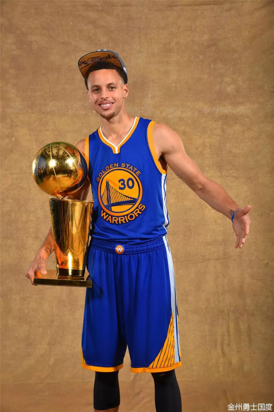 二点球的持 二点球的持